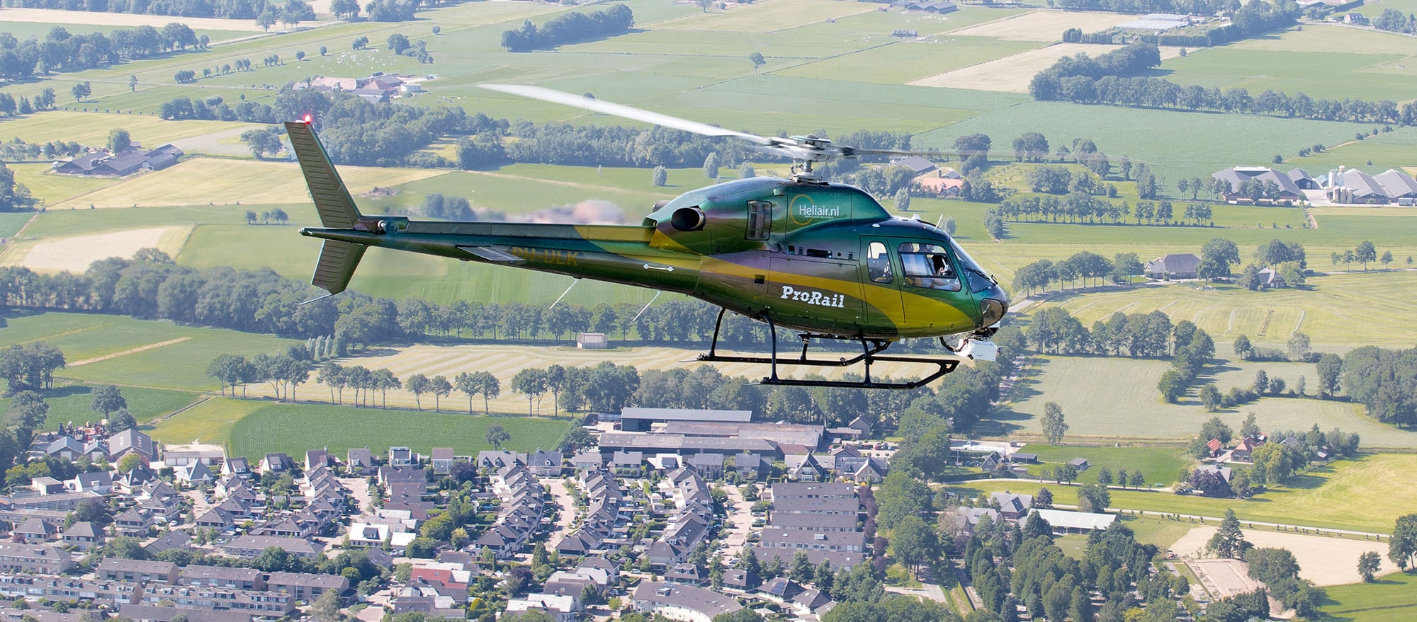 Air to air fotografie Prorail helicopter PH-ULK, foto 9